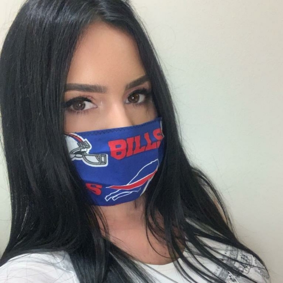 Bills Face Mask with Filter - Picture 2 of 2